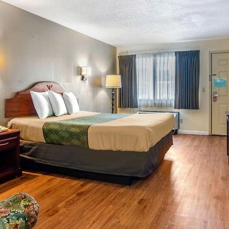 Econo Lodge Inn & Suites Fort Oglethorpe Luaran gambar