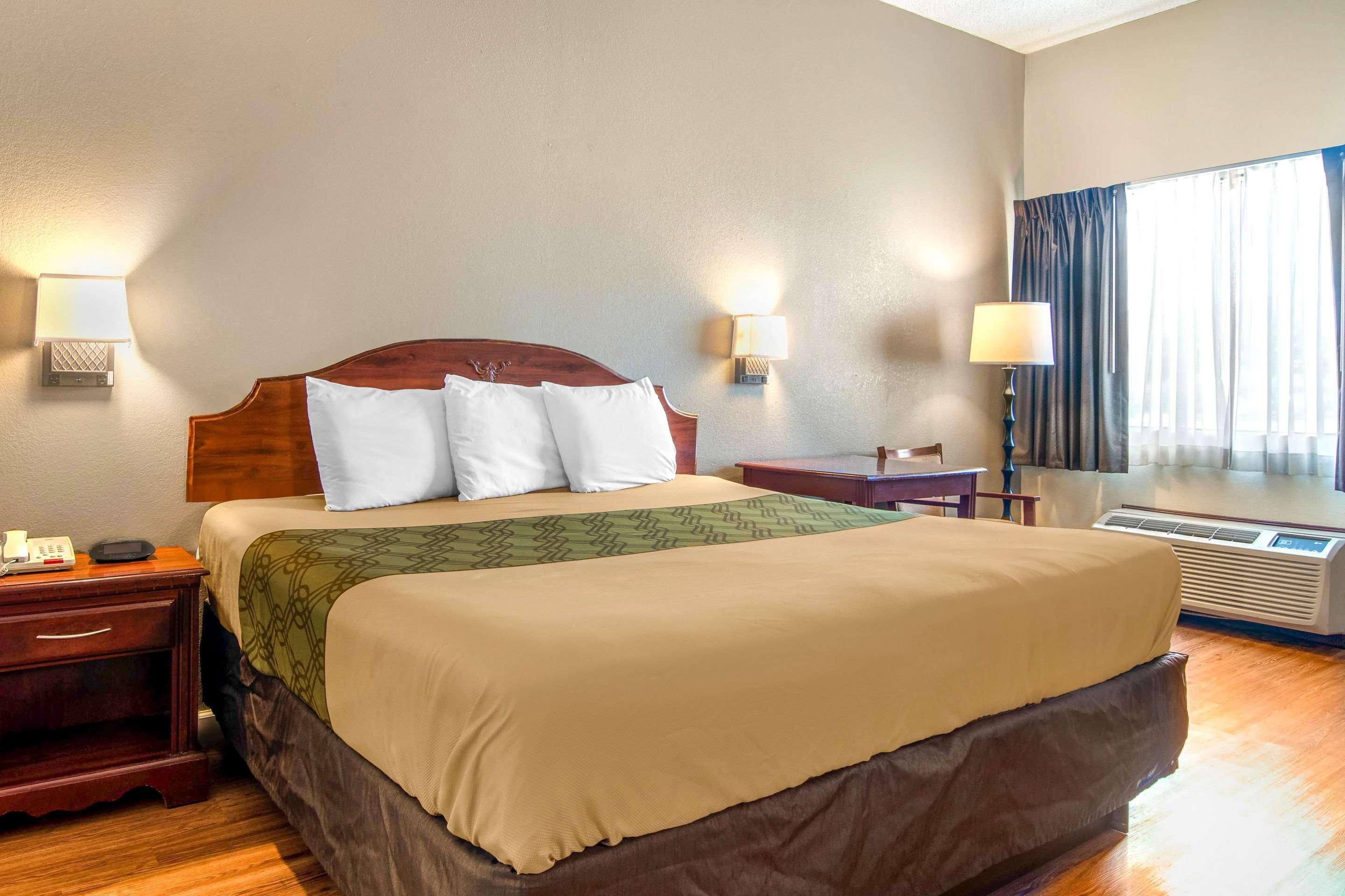 Econo Lodge Inn & Suites Fort Oglethorpe Luaran gambar