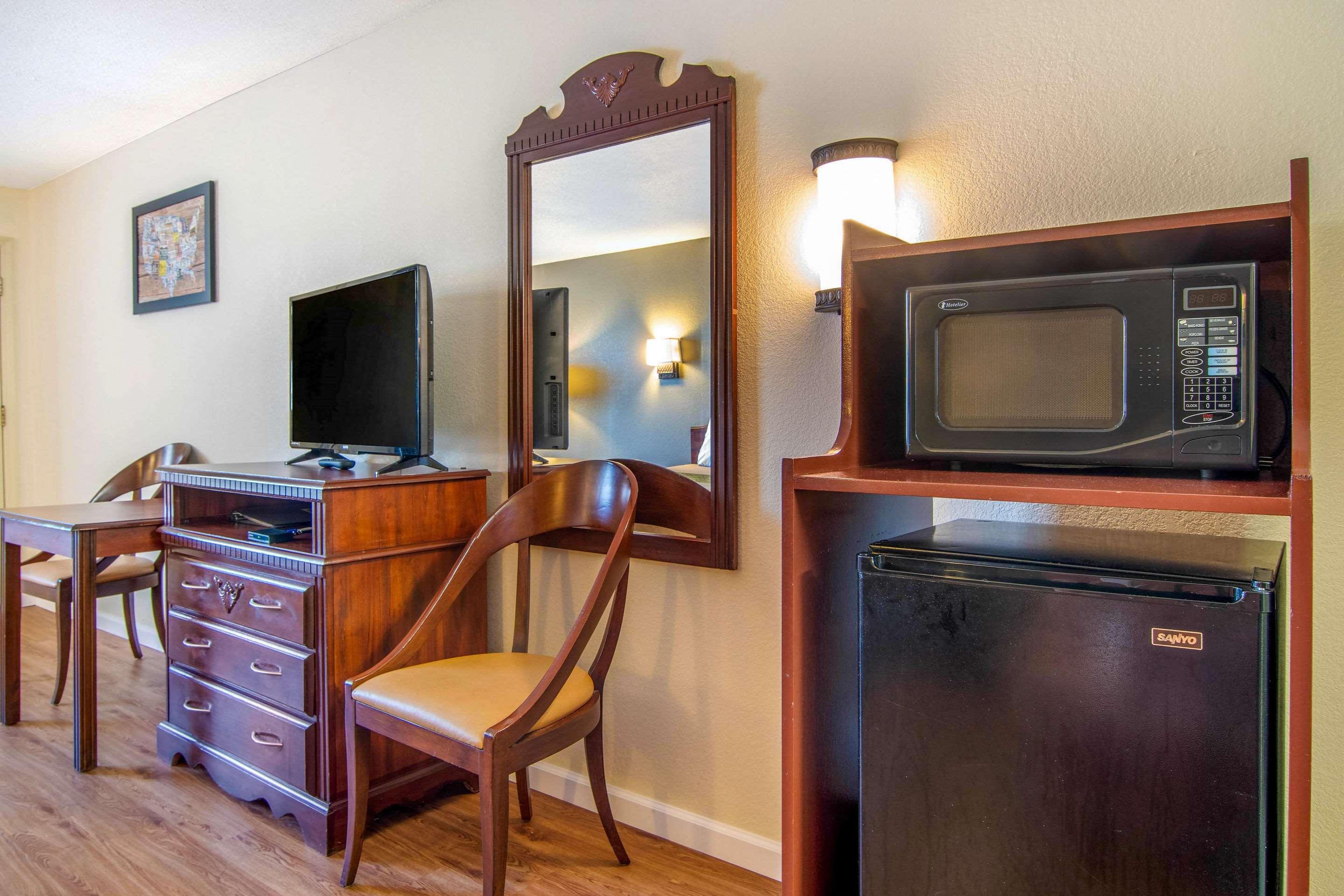 Econo Lodge Inn & Suites Fort Oglethorpe Luaran gambar