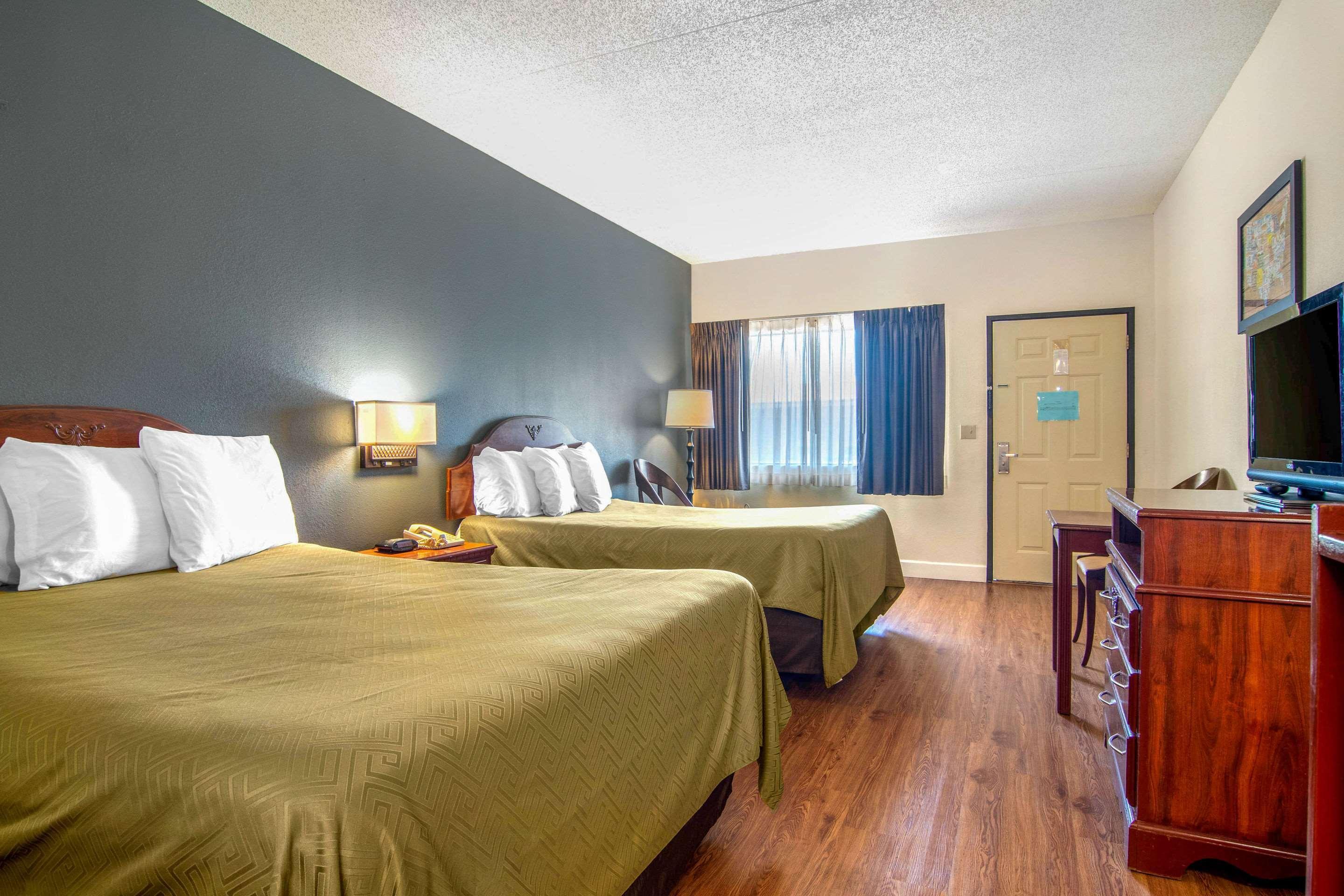 Econo Lodge Inn & Suites Fort Oglethorpe Luaran gambar