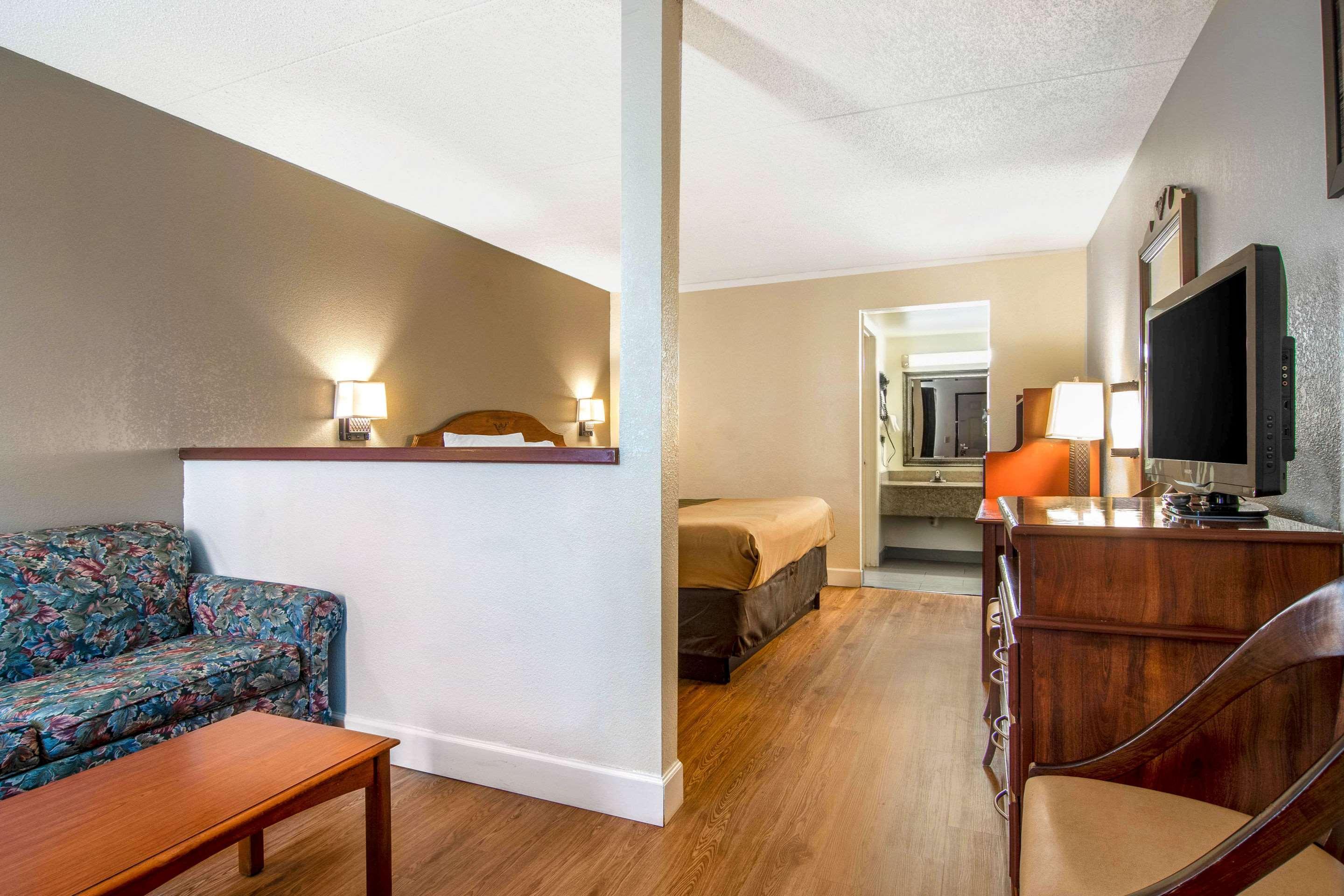 Econo Lodge Inn & Suites Fort Oglethorpe Luaran gambar