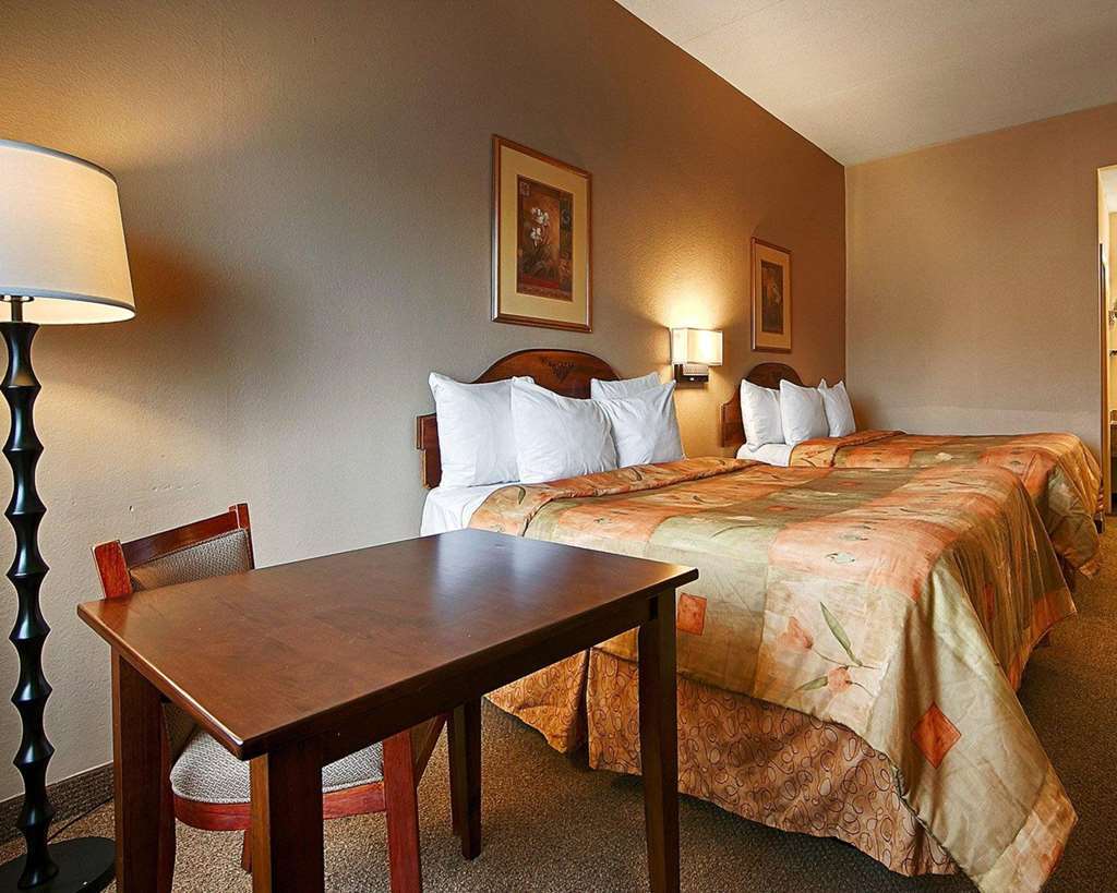Econo Lodge Inn & Suites Fort Oglethorpe Bilik gambar