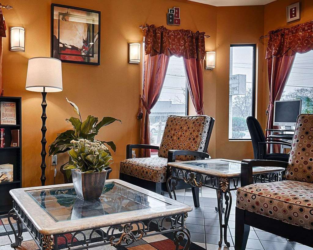 Econo Lodge Inn & Suites Fort Oglethorpe Dalaman gambar