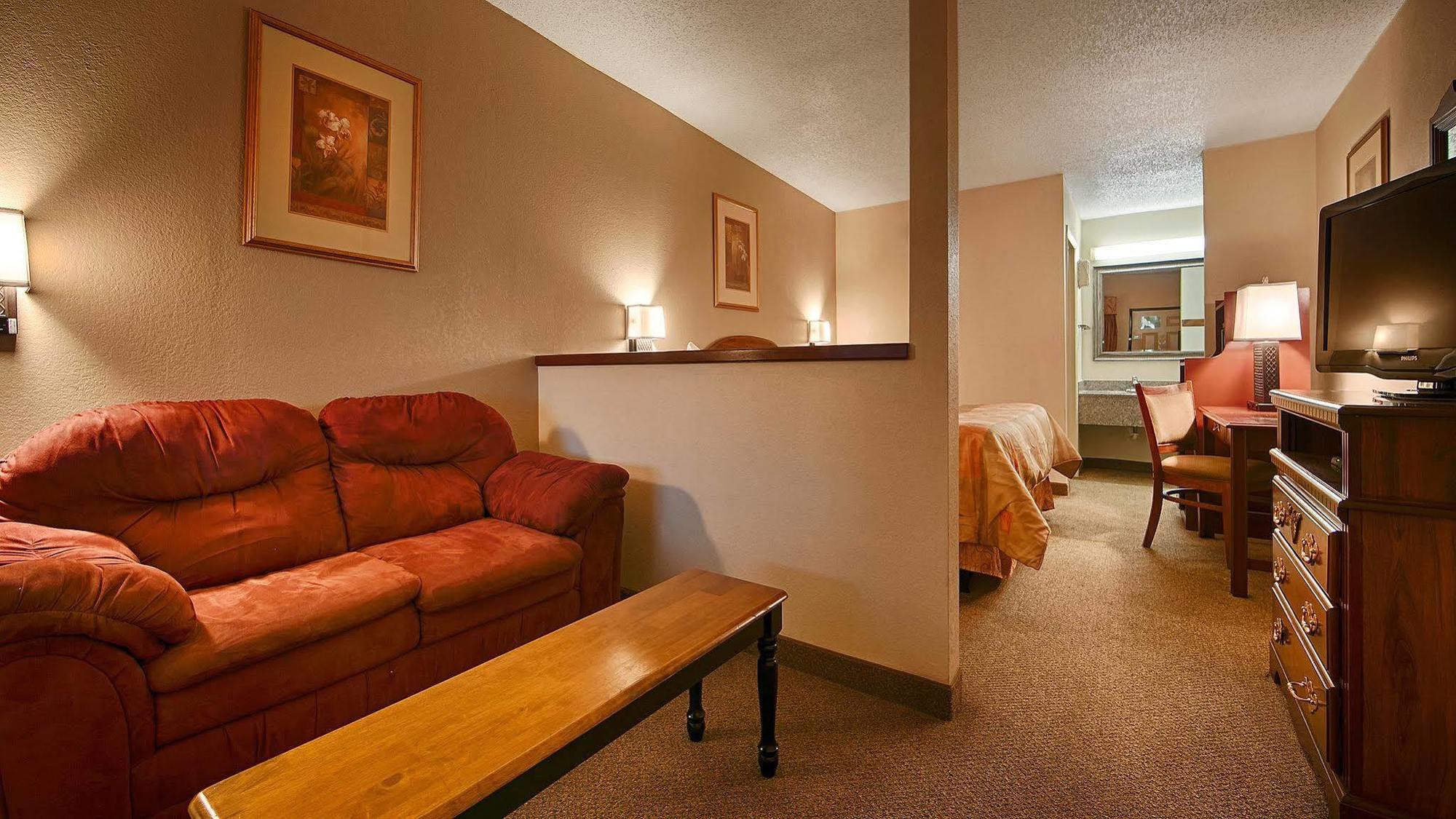 Econo Lodge Inn & Suites Fort Oglethorpe Bilik gambar