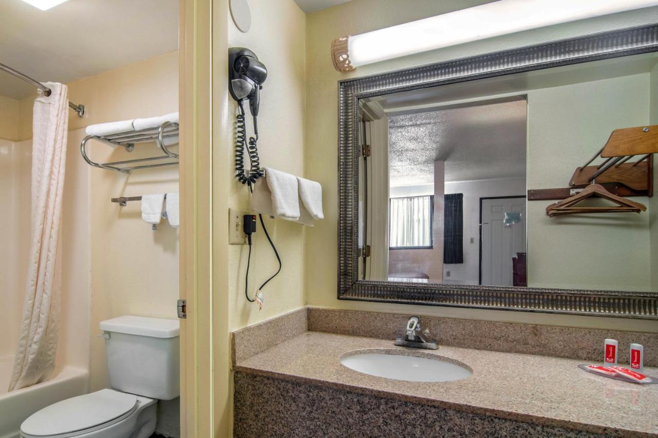 Econo Lodge Inn & Suites Fort Oglethorpe Luaran gambar