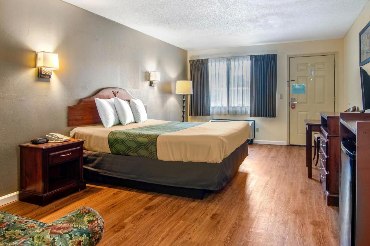 Econo Lodge Inn & Suites Fort Oglethorpe Luaran gambar